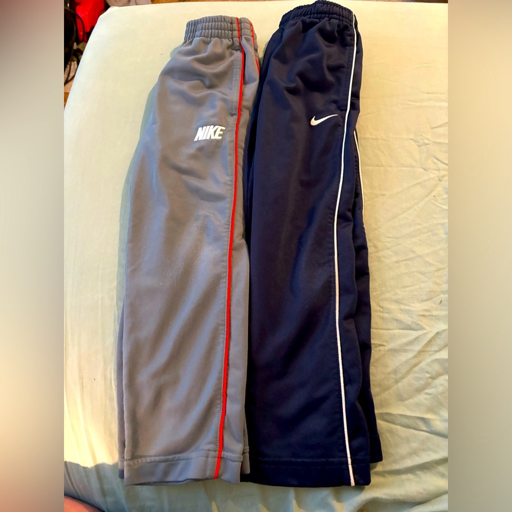 Nike size 4 pants